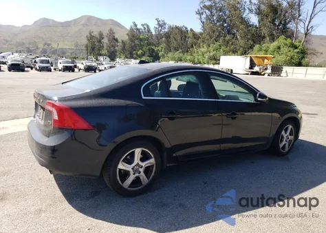 2012 Volvo S60 T5 из США, поврежденный, VIN YV1622FS8C2043545